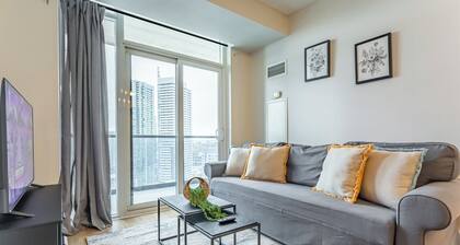 Luxurious 2BR-2Bath Condo in Mississauga SquareOne