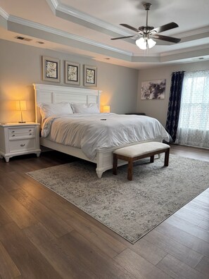 4 chambres, bureau, fer et planche à repasser, Wi-Fi gratuit