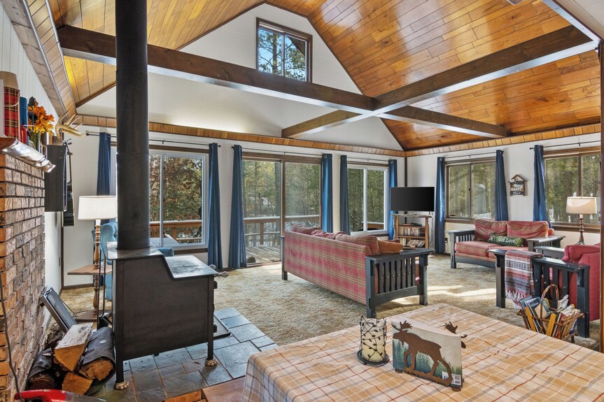 Cozy 3-bedroom Cabin On The Pere Marquette River - Baldwin, MI