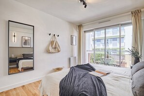 3 habitaciones, tabla de planchar con plancha, wifi y ropa de cama 