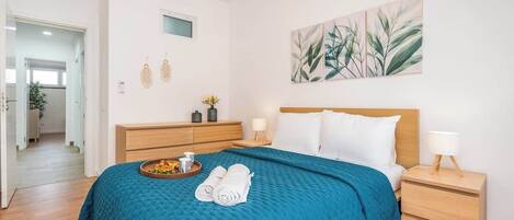 2 sovrum, strykjärn/strykbräda, gratis wi-fi och sängkläder