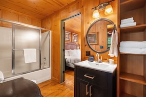 Jetted tub, towels