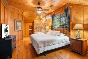 3 chambres, fer et planche à repasser, Wi-Fi gratuit, draps fournis
