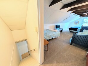 4 chambres, fer et planche à repasser, lit parapluie, Wi-Fi gratuit