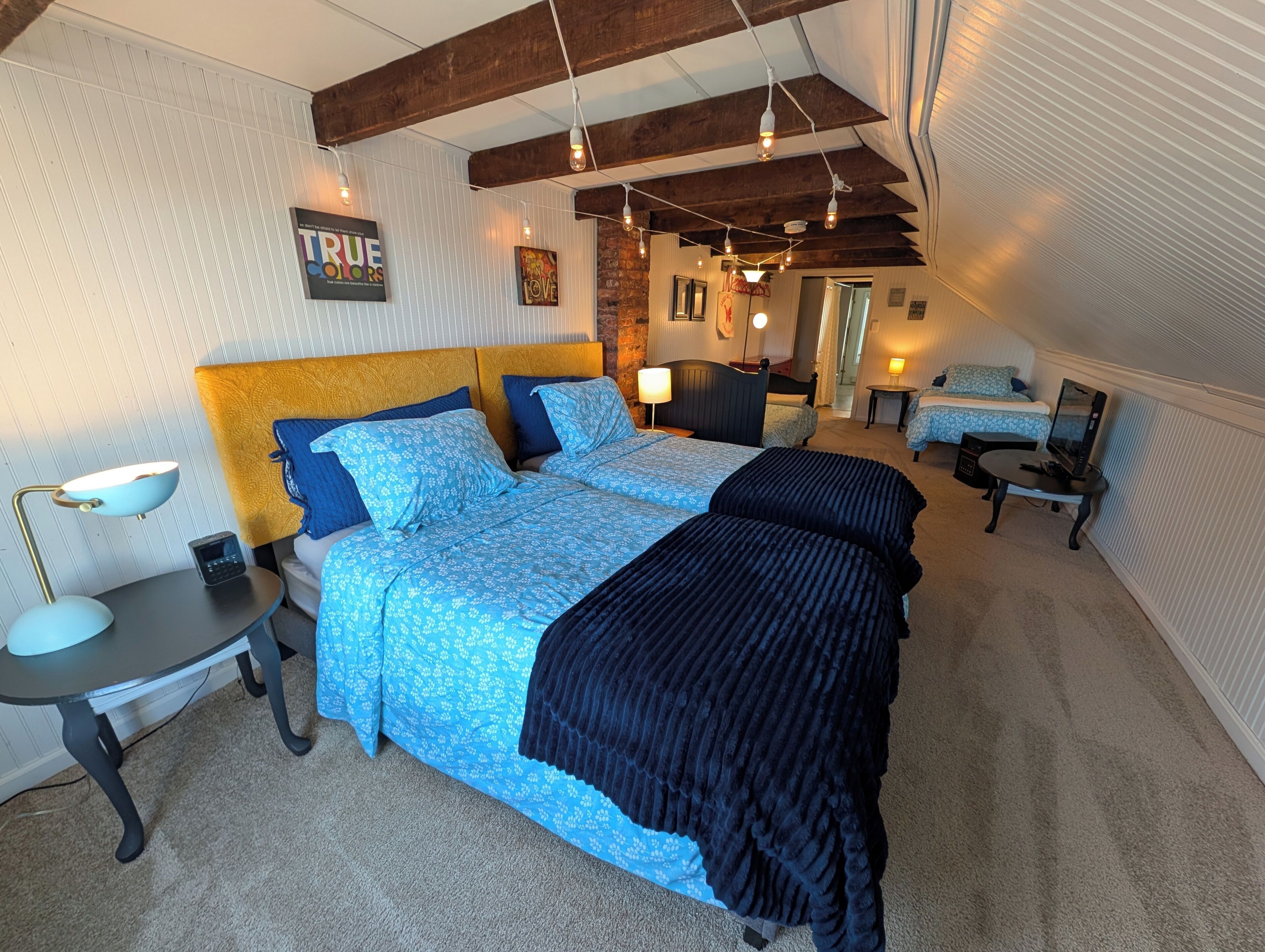 4 間睡房、熨斗/熨衫板、可攜式嬰兒床、免費 Wi-Fi