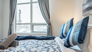 1 bedroom, desk, iron/ironing board, WiFi