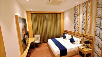 Deluxe Double Room, City View | Free WiFi