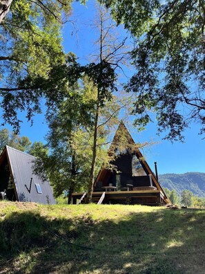 Travel crib, free WiFi, bed sheets - Alto Terralis (Pucón)