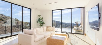 Malibu 3-bedroom contemporary home in heart of wine country.