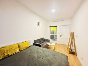 Chambre Double Supérieure, vue ville | Bureau, Wi-Fi gratuit