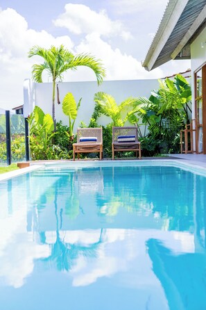 Outdoor pool - Villa Maria by Pertama Stay (Kerobokan)