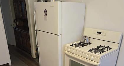 "Breaking Bad !" Neighborhood -3-bedroom house Albuquerque with WiFi, AC