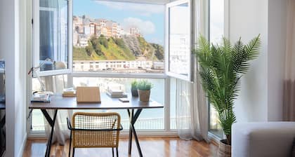 AG Apartment Porto de Mar Malpica, 250m from the beach