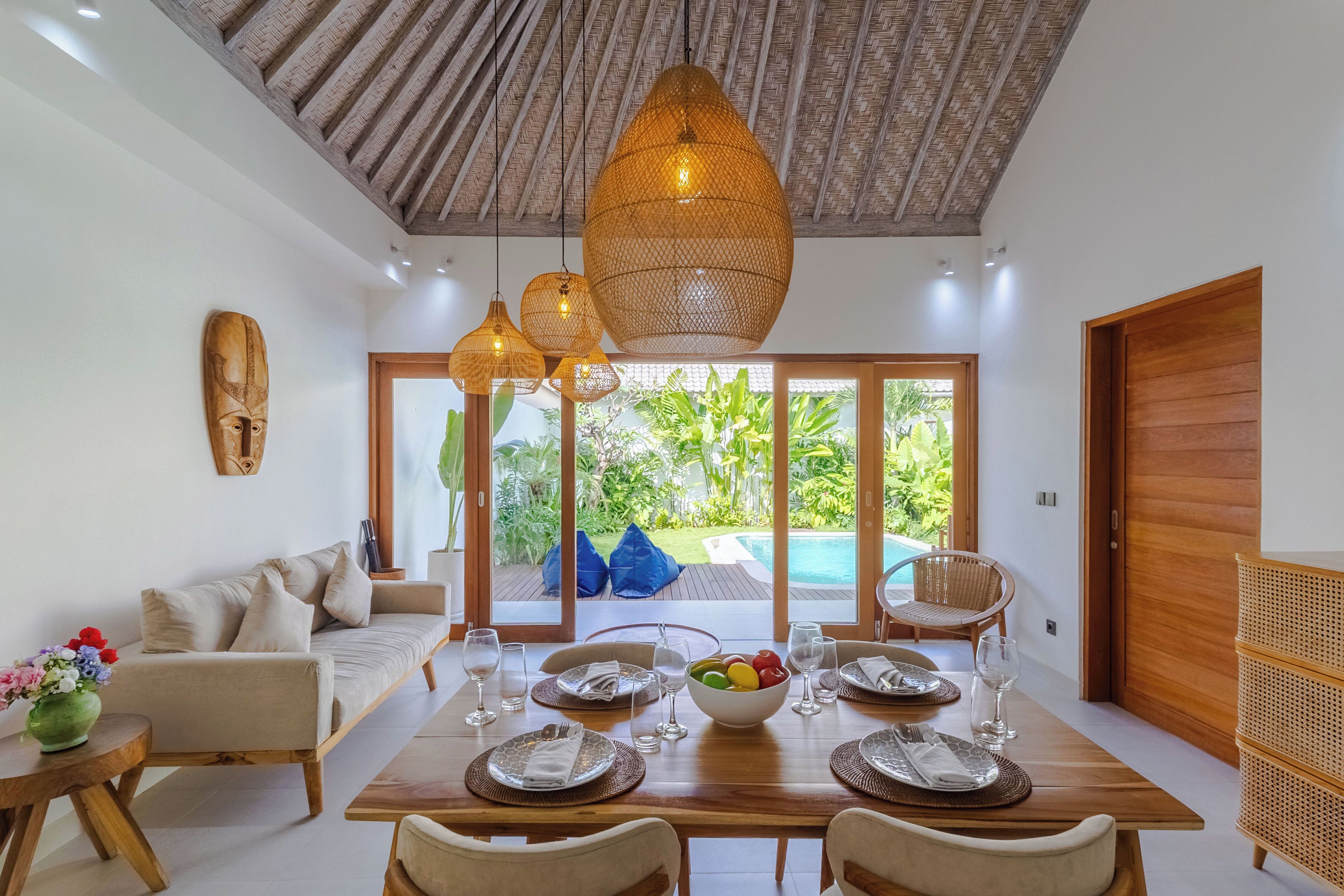 Deluxe Villa, Garden View | Living area