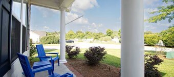 amily Fun~ Dog Friendly~ Home with Pool Access!