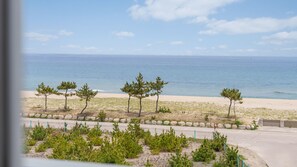 Basic-Zimmer, 2 Schlafzimmer (301 (Ocean View / DOGS ONLY)) | 1 Schlafzimmer, kostenloses WLAN