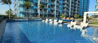 BAYSHORE RESIDENTIAL RESORT 2 PHASE 1