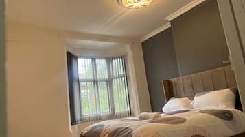 2 bedrooms, bed sheets