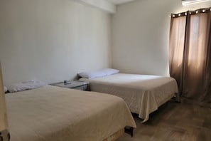1 bedroom, iron/ironing board, free WiFi