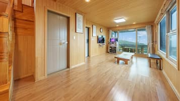 Chambre, 2 chambres (King Munmu Room(Ocean View/Group/BBQ))