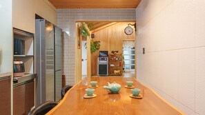 Basic Room, 2 Bedrooms (Villa Room (Ocean View/Group/BBQ)) | 1 bedroom, free WiFi - Gyeongju Happy Dream Ocean View Pension (Gyeongju)