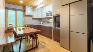 Basic-Zimmer, 2 Schlafzimmer (Villa Room (Ocean View/Group/BBQ))