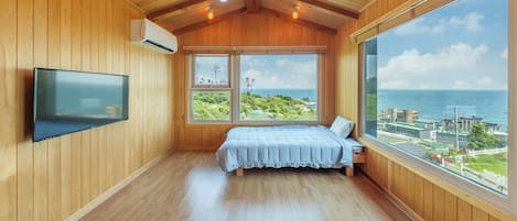 Basic Room, 2 Bedrooms (King Munmu Room(Ocean View/Group/BBQ))
