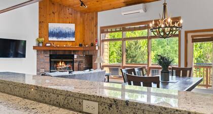 2min to Bretton Woods - 4BD, 2 Dens, Fireplace