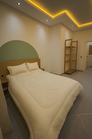 2 bedrooms, desk, free WiFi, bed sheets