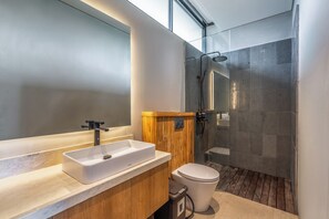 Bathroom - Titi House Villa By Betterplace (Ubud)