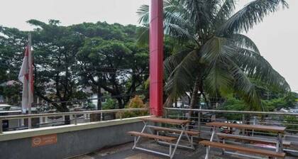 Lynt Hotel Makassar