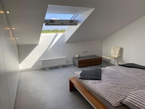 2 bedrooms, iron/ironing board, free WiFi, bed sheets - Apartment 'Hoferstraße 30a' with Wi-Fi and Air Conditioning (Gangelt)