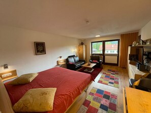 1 camera, Wi-Fi gratuito, lenzuola