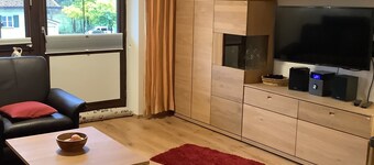 Estudio 'Inzell Mit Bergblick' con vistas a la montaña, balcón y Wi-Fi