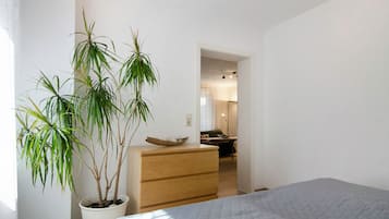 1 chambre, fer et planche Ă repasser, Wi-Fi gratuit, draps fournis