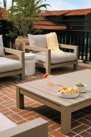 Property grounds - Woods Cove Inn (LAGUNA BEACH)