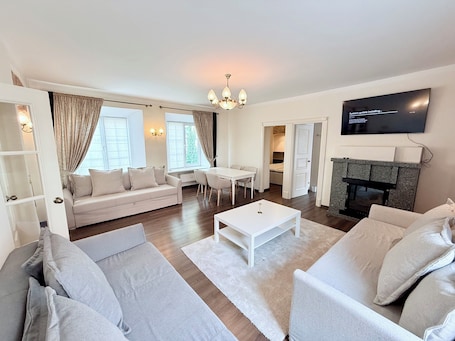 Luxury Apartment, Non Smoking, City View | Iron/ironing board, free WiFi