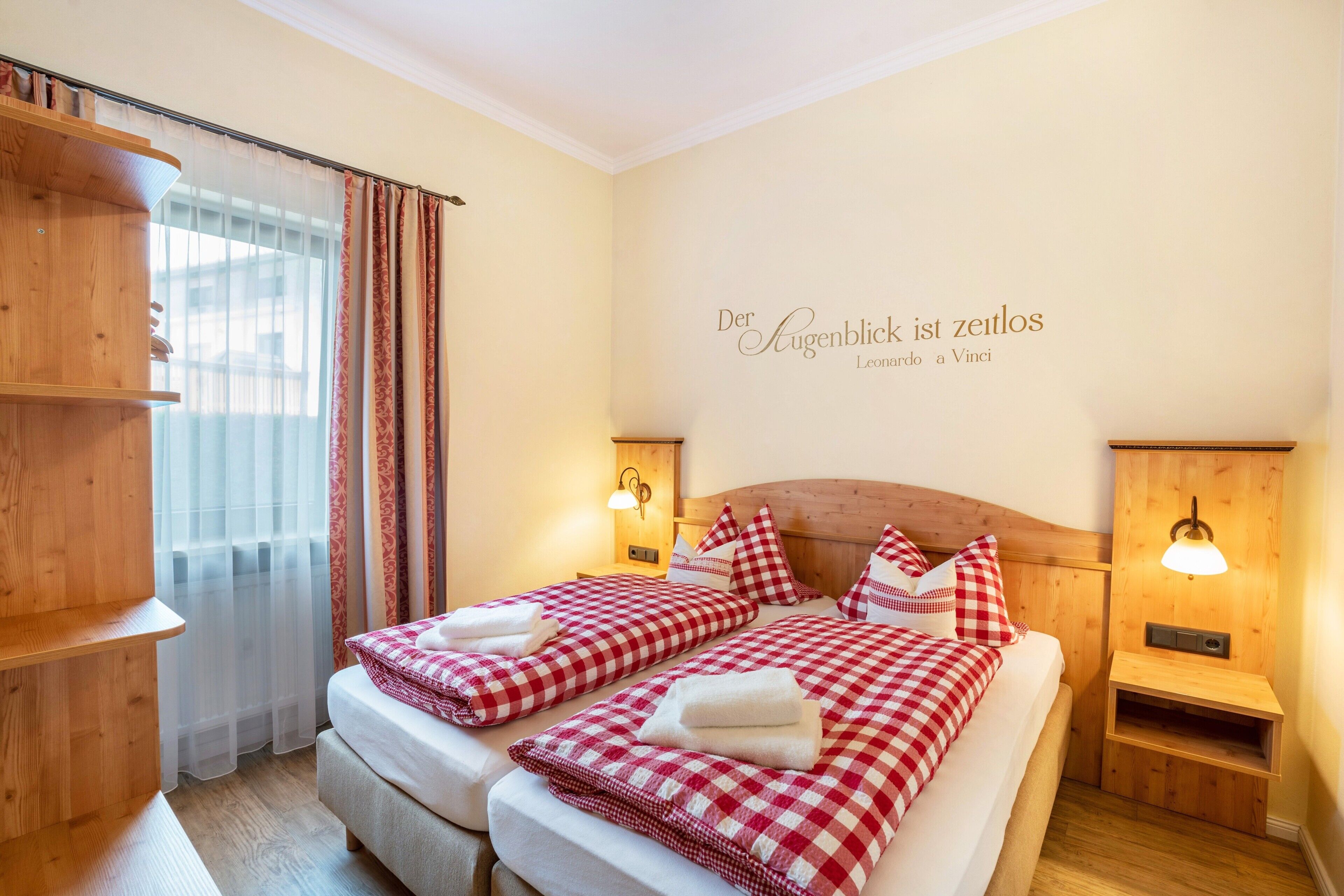 1 間睡房、免費 Wi-Fi、床單、方便輪椅出  入