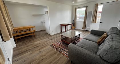 Updated 1BR w/ Kitchen, Fast WiFi + Highway Access Near Carrizo Plain