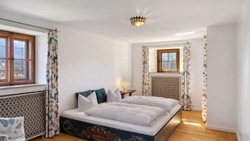 5 sovrum, strykjärn/strykbräda, gratis wi-fi och sängkläder