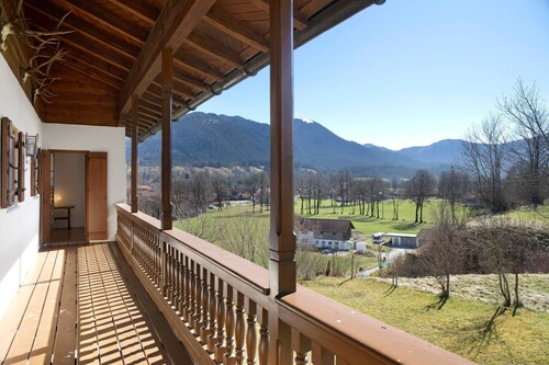 Ferienhaus 'Sonnenleitn' mit Bergblick, privater Terrasse und Wi-Fi