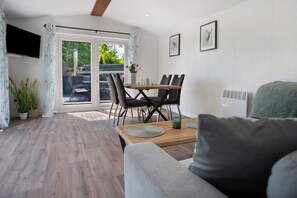 Dining - Holiday Home 'Haus Waldblick' with Private Terrace, Shared Garden and Wi-Fi (Saal)