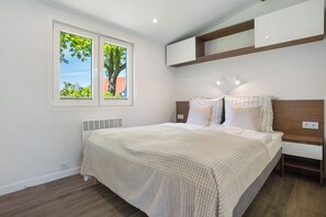 2 camere, ferro/asse da stiro, Wi-Fi gratuito, lenzuola