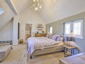 9 bedrooms, Internet