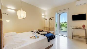 9 camere, Wi-Fi (a pagamento), lenzuola