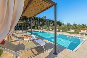 Seasonal outdoor pool - Villa Elysium With Pool And Garden (Alezio)
