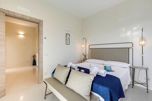 วิลล่าสำหรับครอบครัว, หลายห้องนอน (Villa Elysium With Pool And Garden) | 9 ห้องนอน, Wi-Fi, ผ้าปูที่นอน