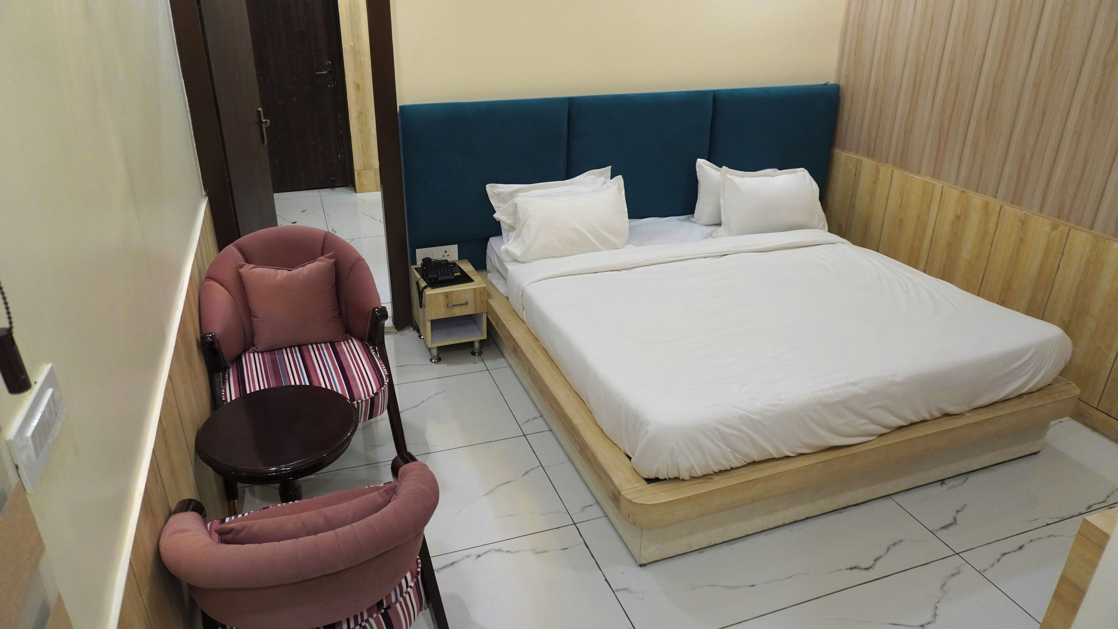 Deluxe Double Room | Egyptian cotton sheets, premium bedding, pillow-top beds