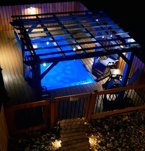 Family Reunions, Pool, Hot Tub, Dome, Wheel Chair friendly