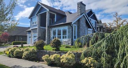 Family-friendly stay on Bear Mountain Golf Resort